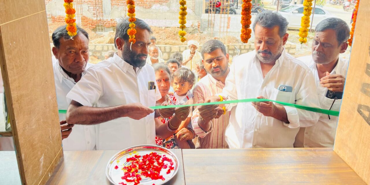 అరవింద్ మెడికల్ షాప్&క్లినిక్ ను ప్రారంభించిన మాజీ జెడ్పీటీసీ గాలి రవికుమార్ గౌడ్