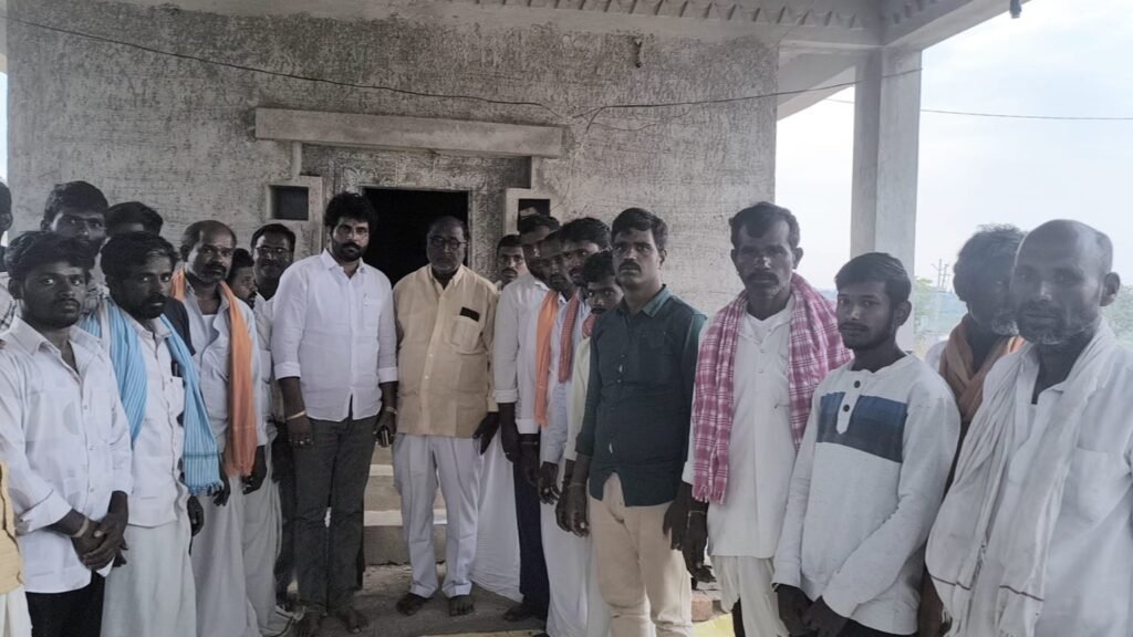 మల్లికార్జునస్వామి దేవాలయ నిర్మాణానికి కృషి రాజ్ కుమార్ రెడ్డి