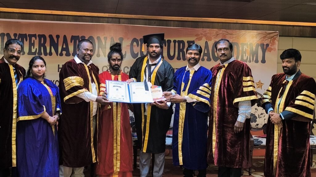 గౌరవ డాక్టరేట్ అందుకున్న రాజ్ కుమార్ రెడ్డి