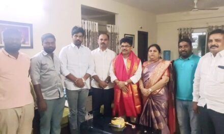 పల్లె రవికుమార్ కు జన్మదిన శుభాకాంక్షలు తెలిపిన రాజ్ కుమార్ రెడ్డి