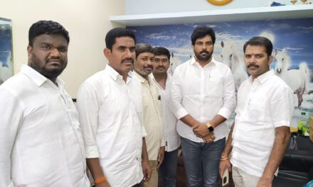 ఎల్లారెడ్డిపల్లి గ్రామంలోని పోచమ్మ దేవాలయానికి దేవతామూర్తుల విగ్రహాలను ఇప్పించేందుకు రాజ్ కుమార్ రెడ్డి కృషి