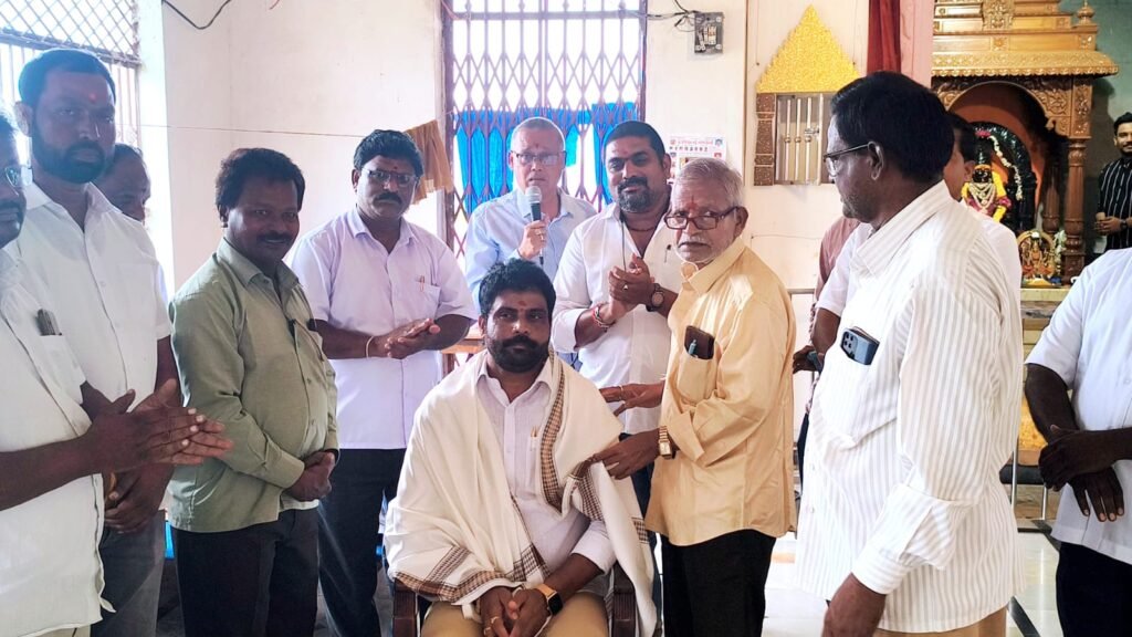 చౌడేశ్వరిదేవి దేవాలయంలో అమ్మవారిని దర్శించుకున్న రాజ్ కుమార్ రెడ్డి