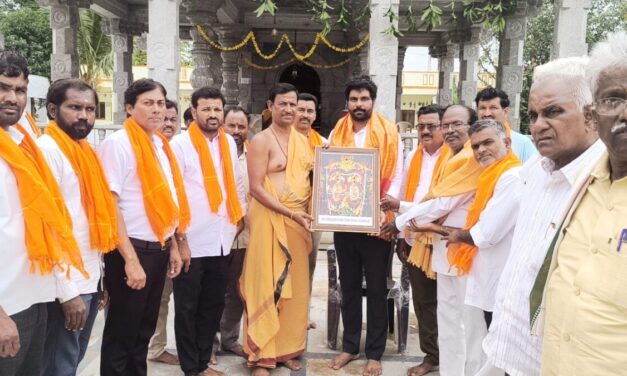 వీరభద్రేశ్వరస్వామి దేవాలయ ప్రాంగణంలో కల్యాణ మండప నిర్మాణానికి శంకుస్థాపన