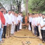 పళ్ల బుజుర్గ్ ప్రాంతంలో బోరు నీటి పనులను ప్రారంభించిన రాజ్ కుమార్ రెడ్డి