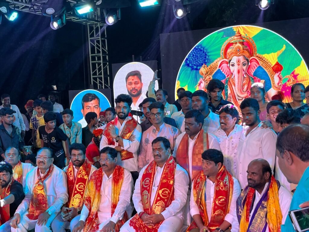 ఇబ్రహీంపట్నంలో గణేష్ నిమజ్జనానికి హాజరైన ఎమ్మెల్యే మల్ రెడ్ది రంగారెడ్డి