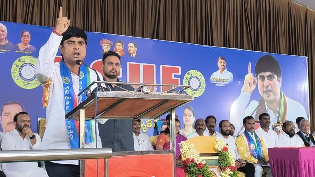 బీసీలంతా ఏకతాటిపైకి రావాలి : అయితగోని రాఘవేంద్ర గౌడ్